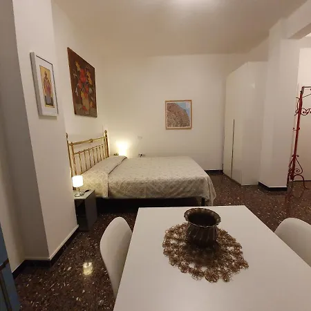 Monolocale Vittoria Lägenhet *